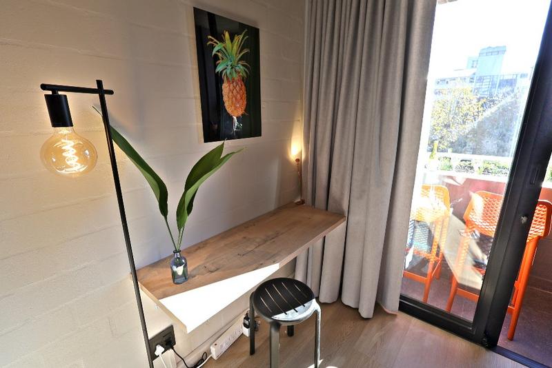 To Let 0 Bedroom Property for Rent in Sea Point Western Cape